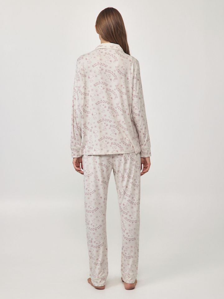 סט פיג’מה מודפס כפתורים בצבע בייז’