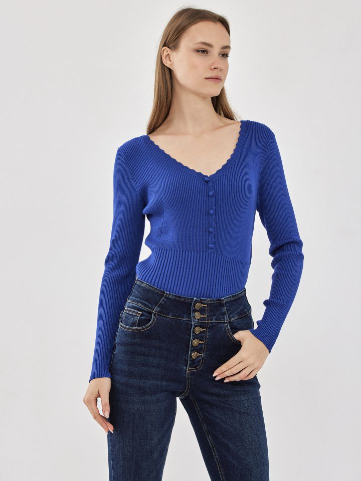 סריג V ריבים וכפתורים PROMO בצבע כחול רויאל