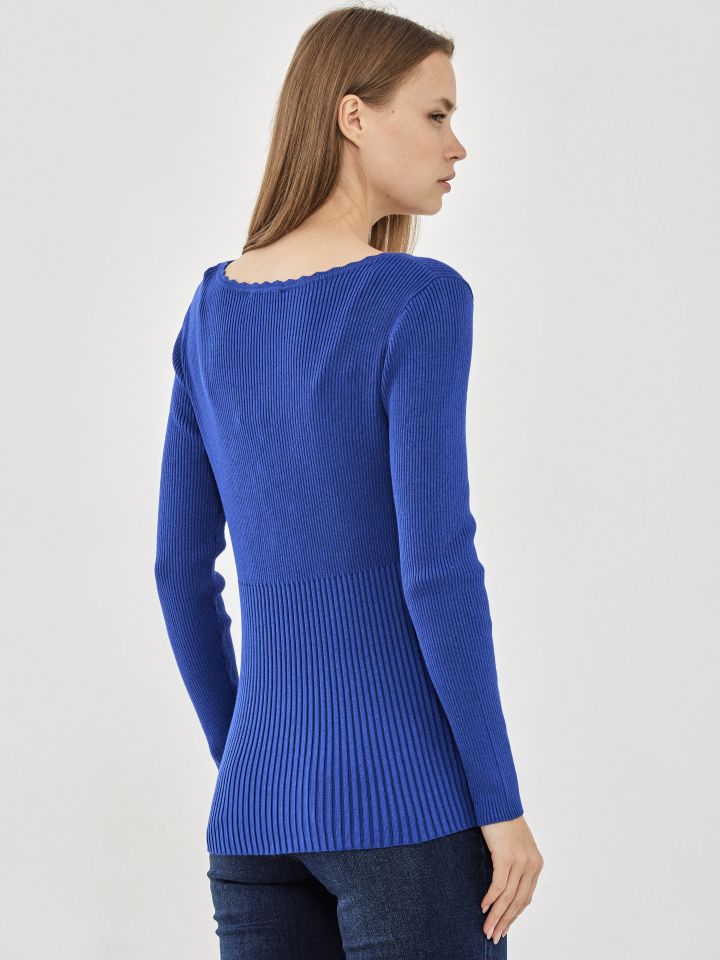 סריג V ריבים וכפתורים PROMO בצבע כחול רויאל