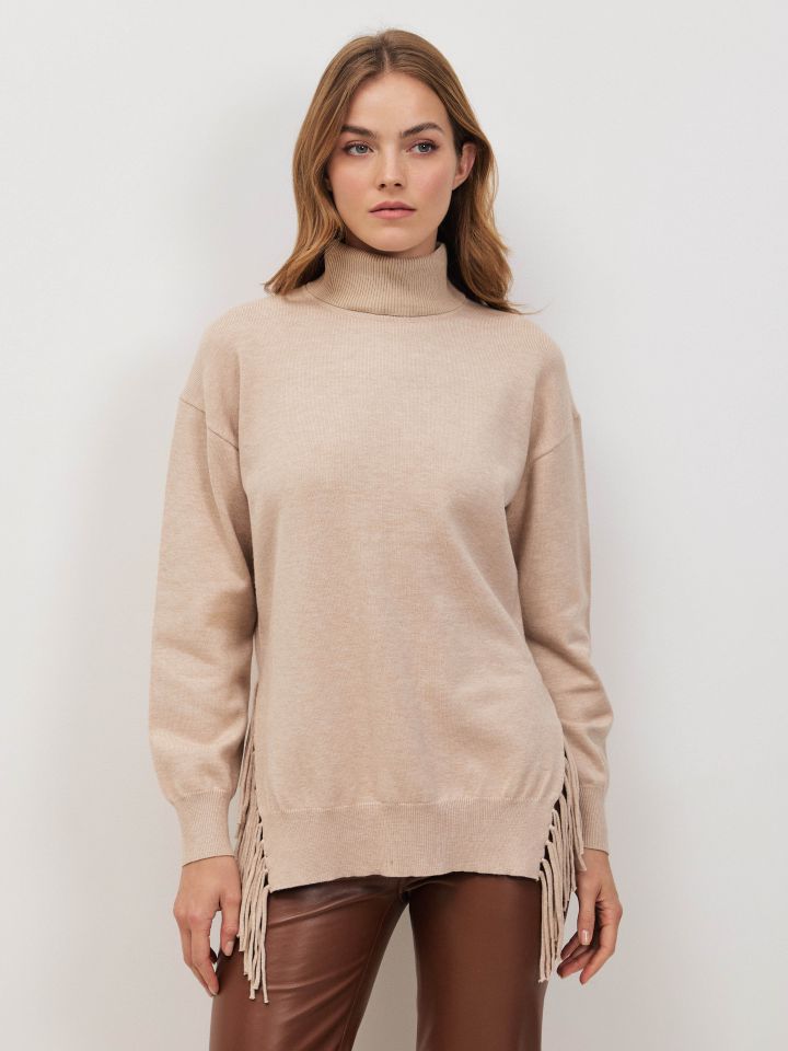 סריג גולף פרנזים בצבע בייז מלנג’