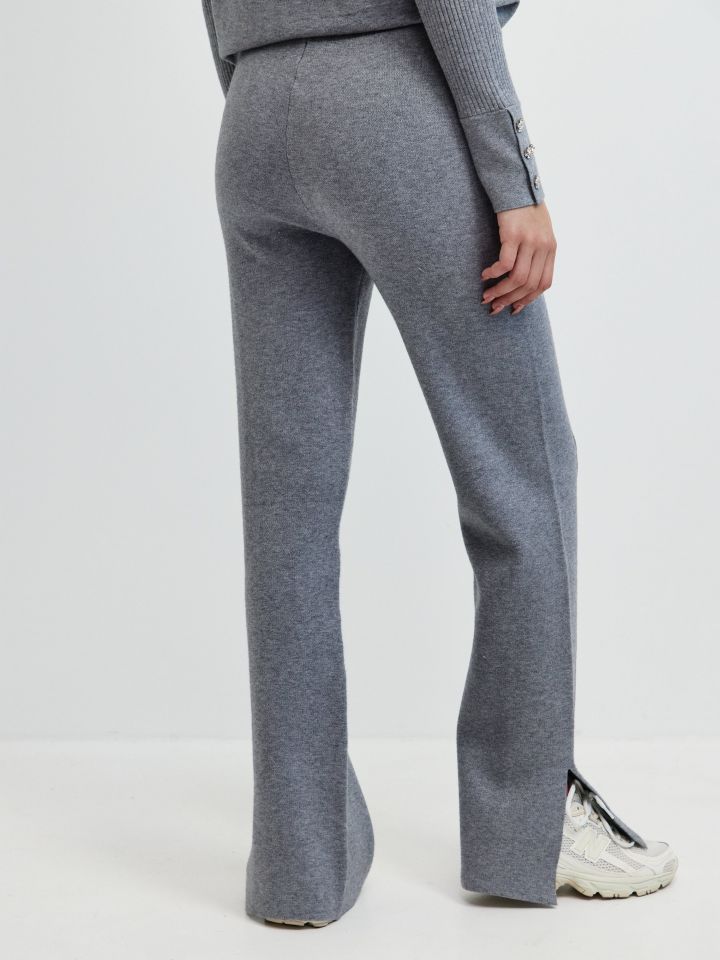 מכנסיים סריג שליצים בצבע אפור מרנגו