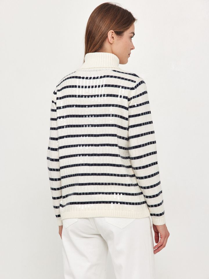 סריג גולף פסים פייטים בצבע אופוויט