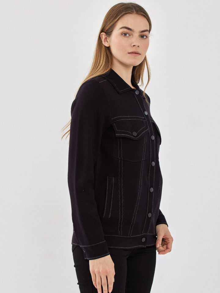 עליונית  סריג כיסים LIA בצבע שחור