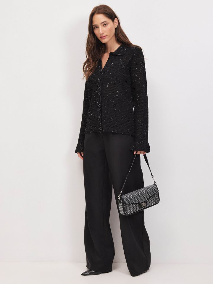 עליונית סריג לורקס בצבע שחור