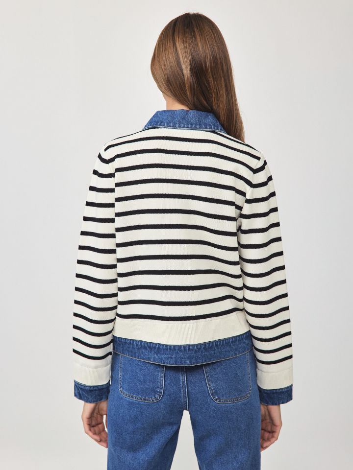 עליונית סריג פסים ג’ינס בצבע אופוויט