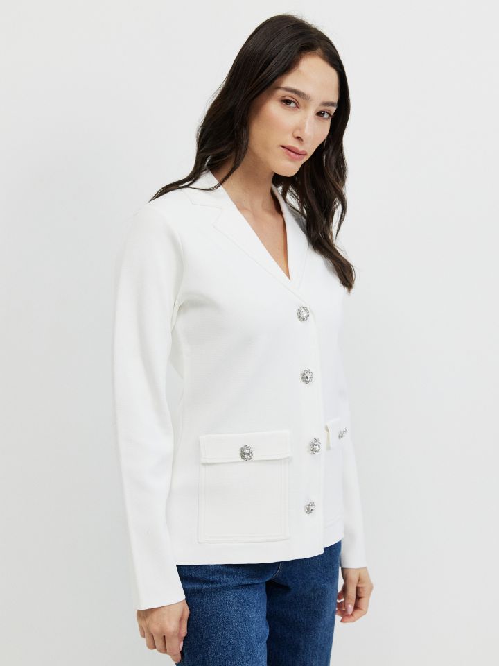 עליונית סריג כפתורי דמוי יהלומים בצבע אופוויט