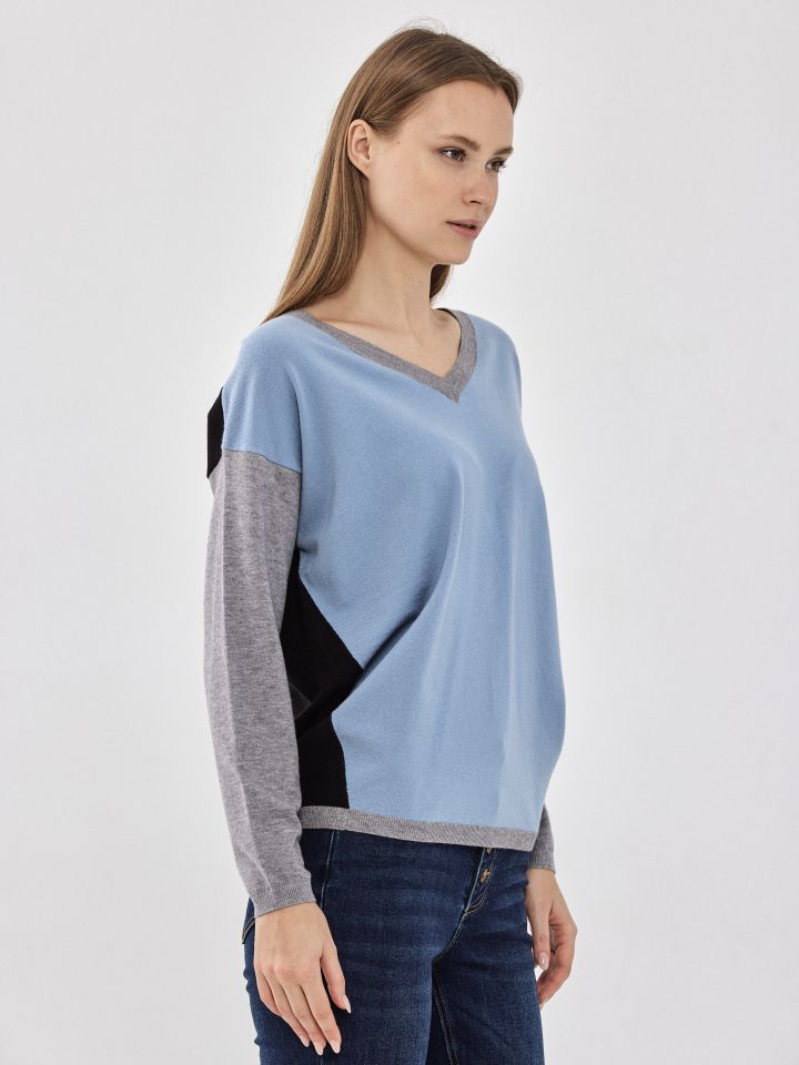 סריג V שילובים PROMO בצבע תכלת