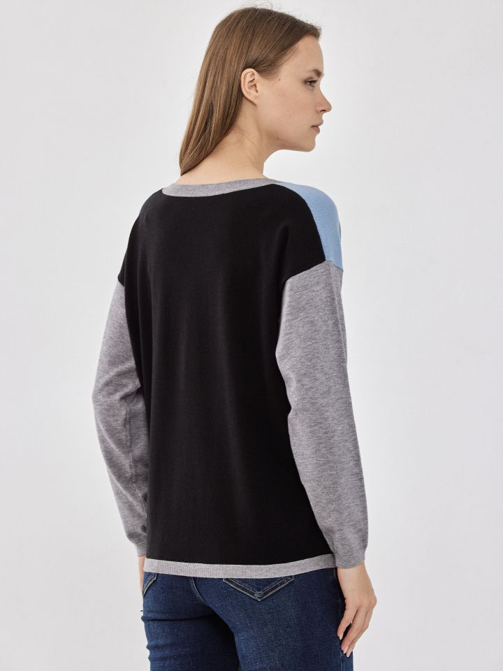 סריג V שילובים PROMO בצבע תכלת