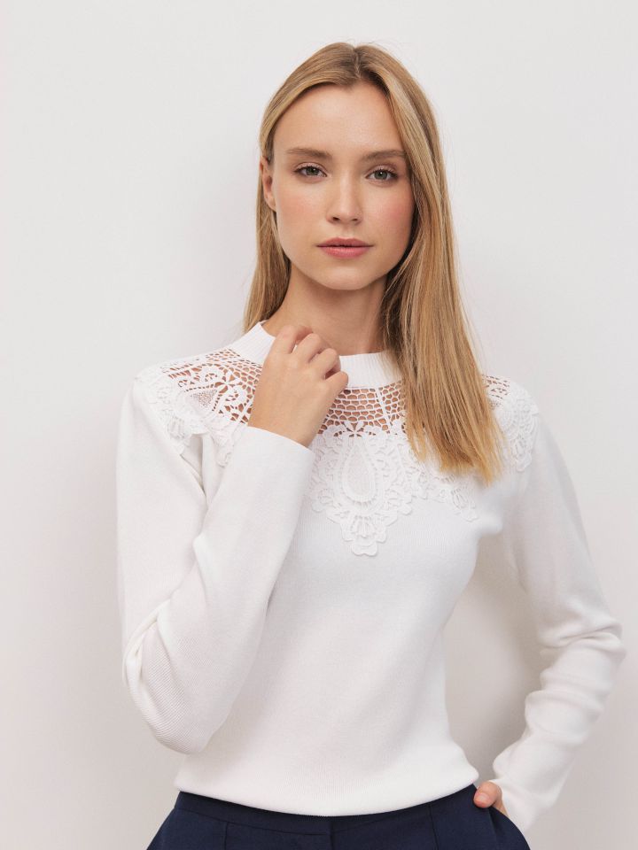 סריג פתח ליבה קרושה בצבע אופוויט