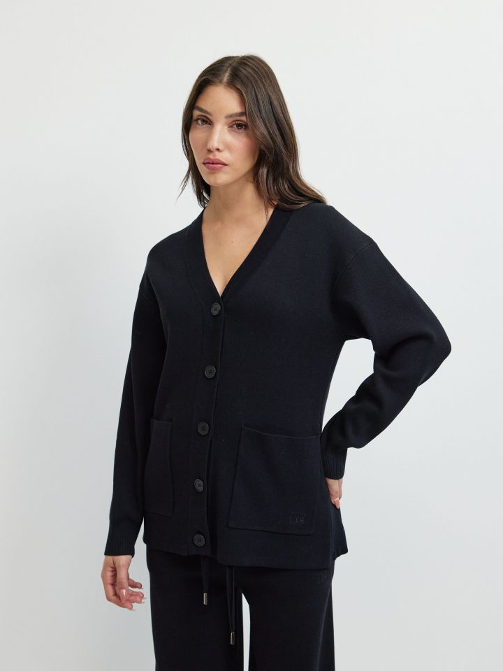 חליפת פנאי סריג EDEN בצבע שחור