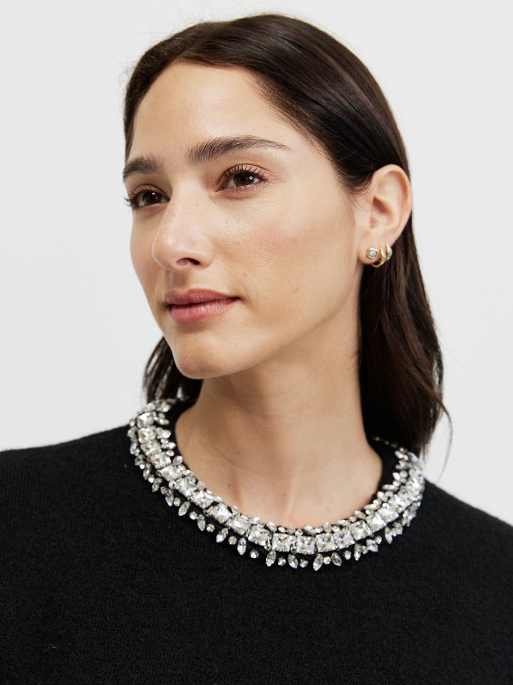 סריג פתח דמוי יהלומים בצבע שחור