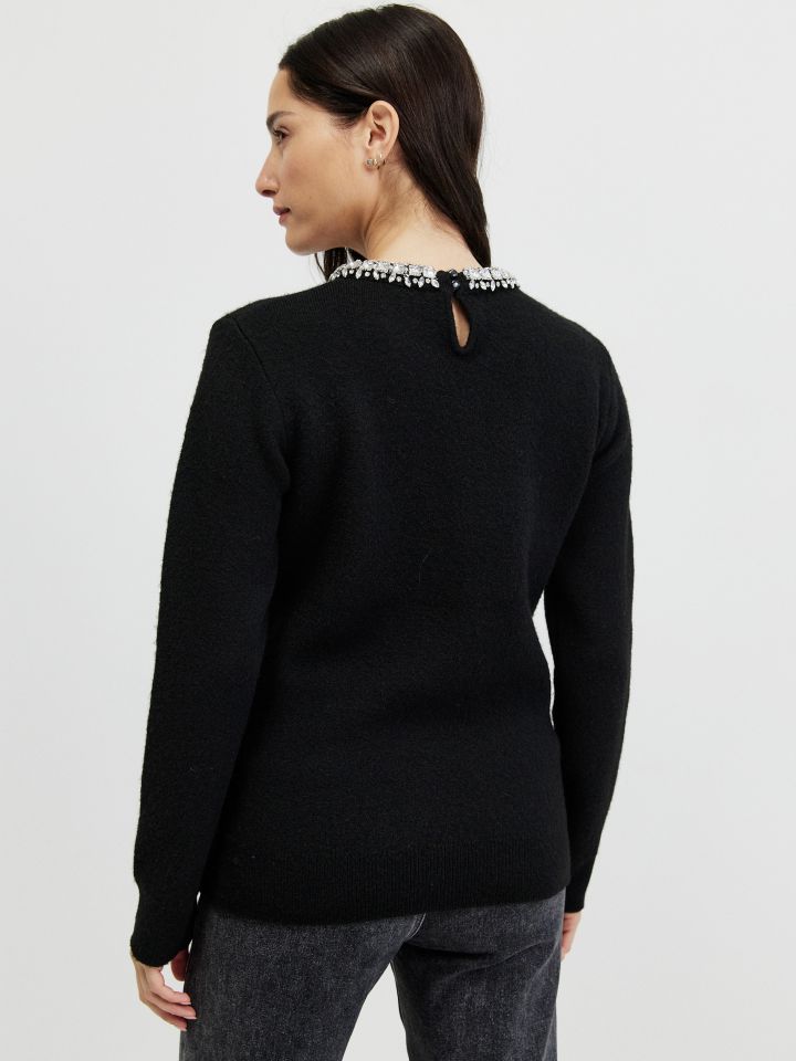 סריג פתח דמוי יהלומים בצבע שחור