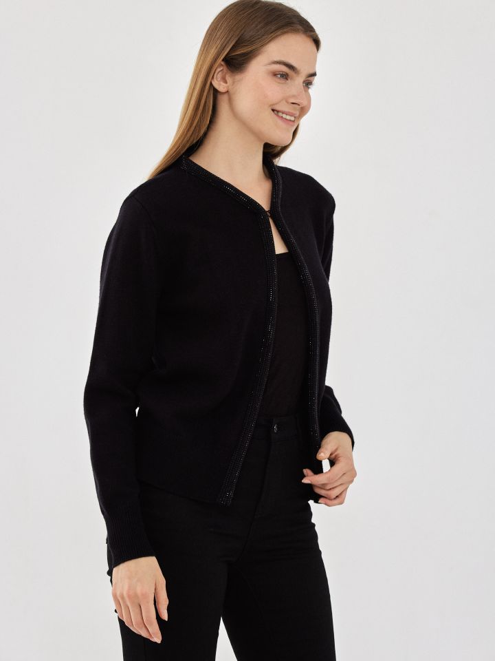 עליונית סריג יהלומים EDEN בצבע שחור