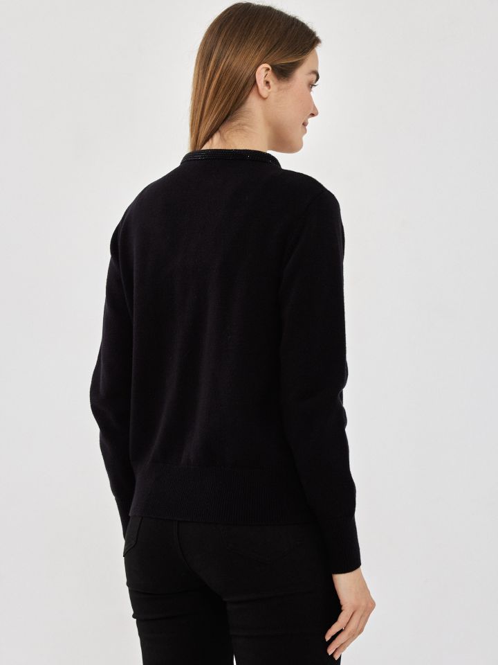 עליונית סריג יהלומים EDEN בצבע שחור