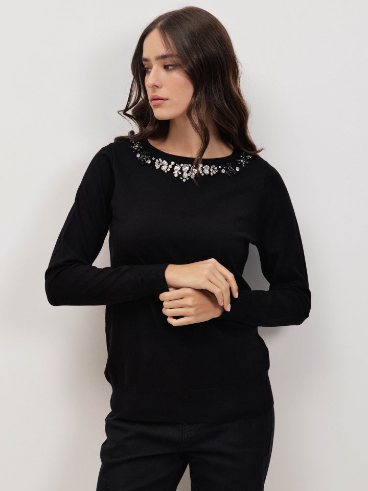 סריג פתח דמוי יהלומים בצבע שחור