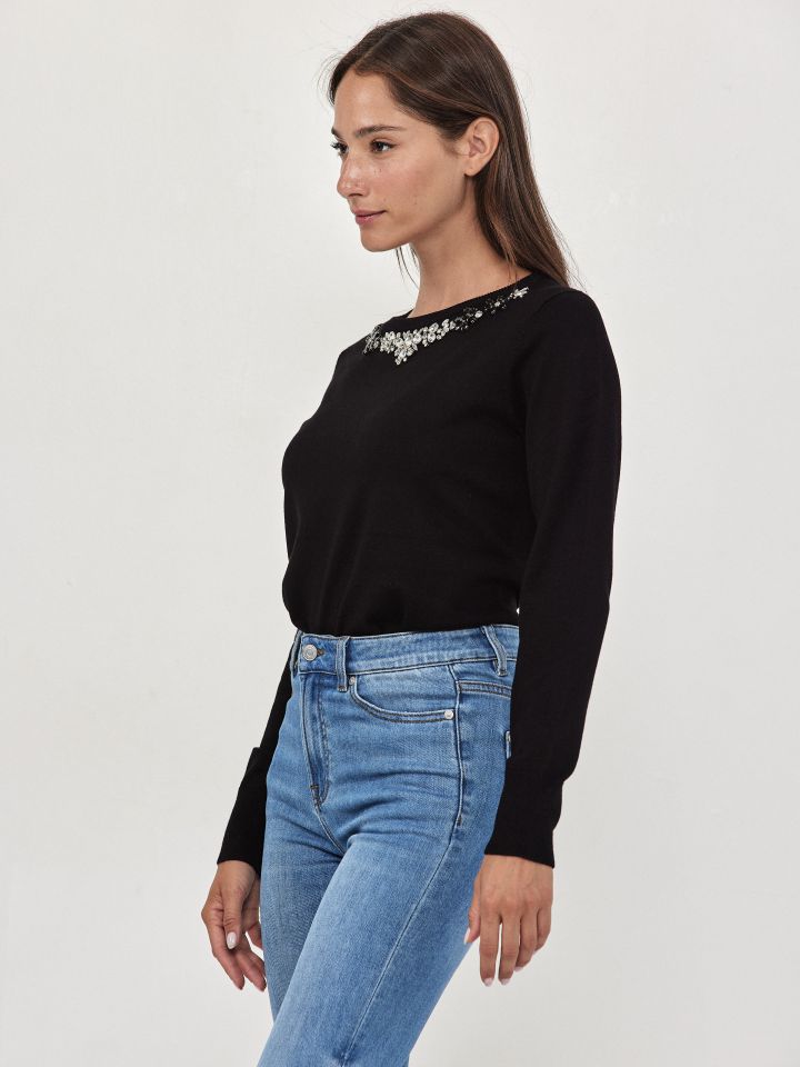 סריג פתח יהלומים בצבע שחור