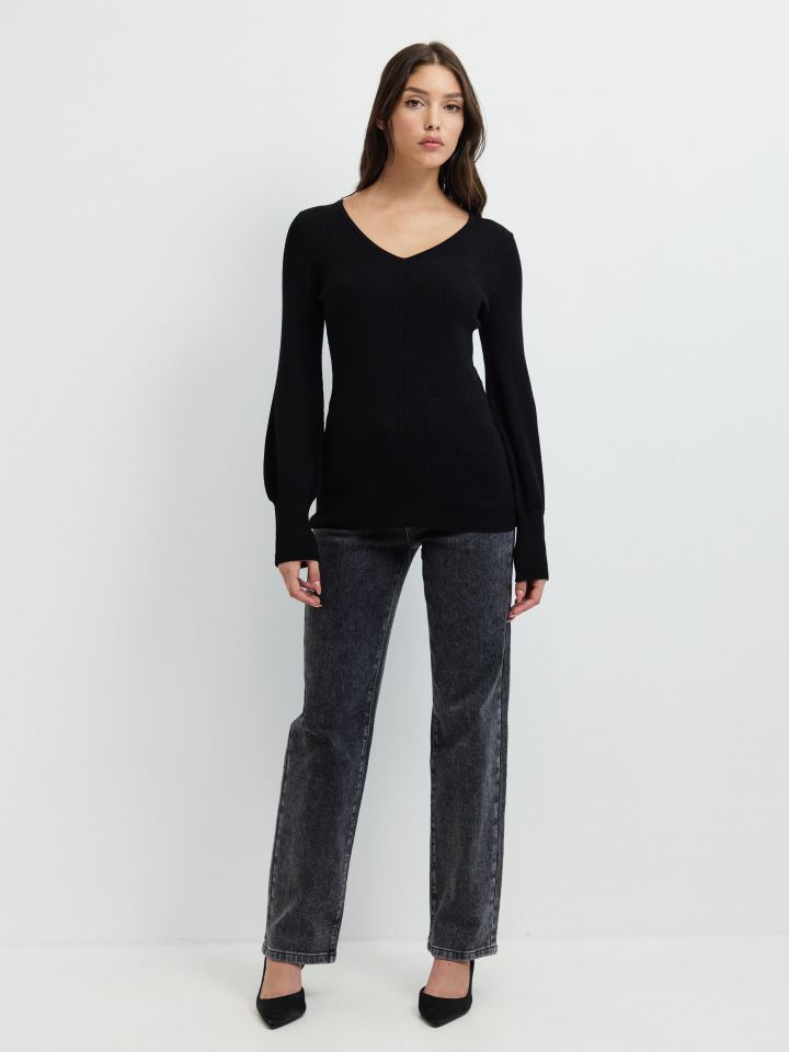 סריג V כפתורים PROMO בצבע שחור