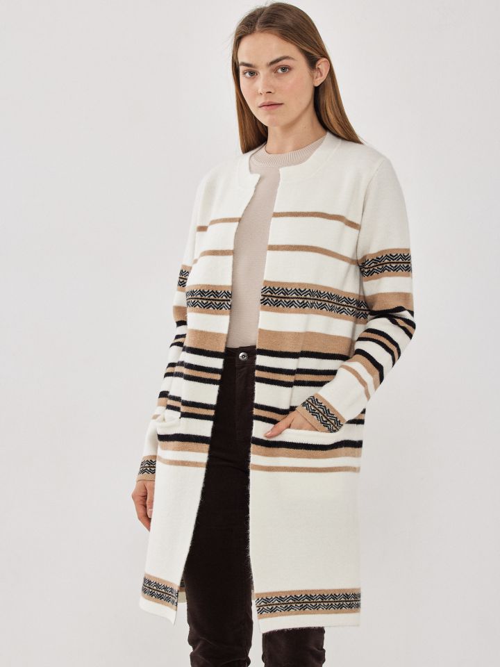 עליונית סריג פסים וכיסים בצבע אופוויט