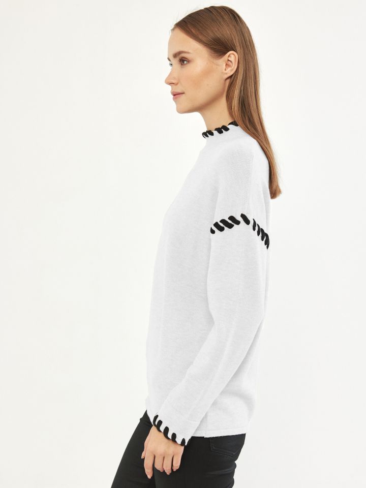 סריג חצי גולף חוט שילוב בצבע אופוויט