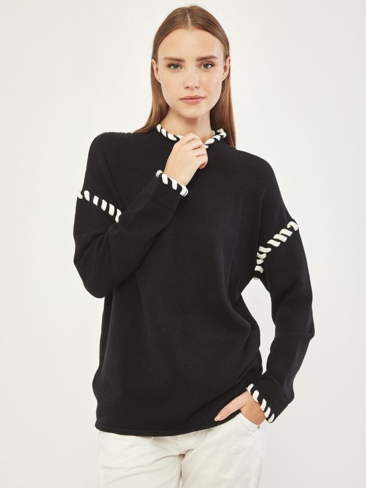 סריג חצי גולף חוט שילוב בצבע שחור