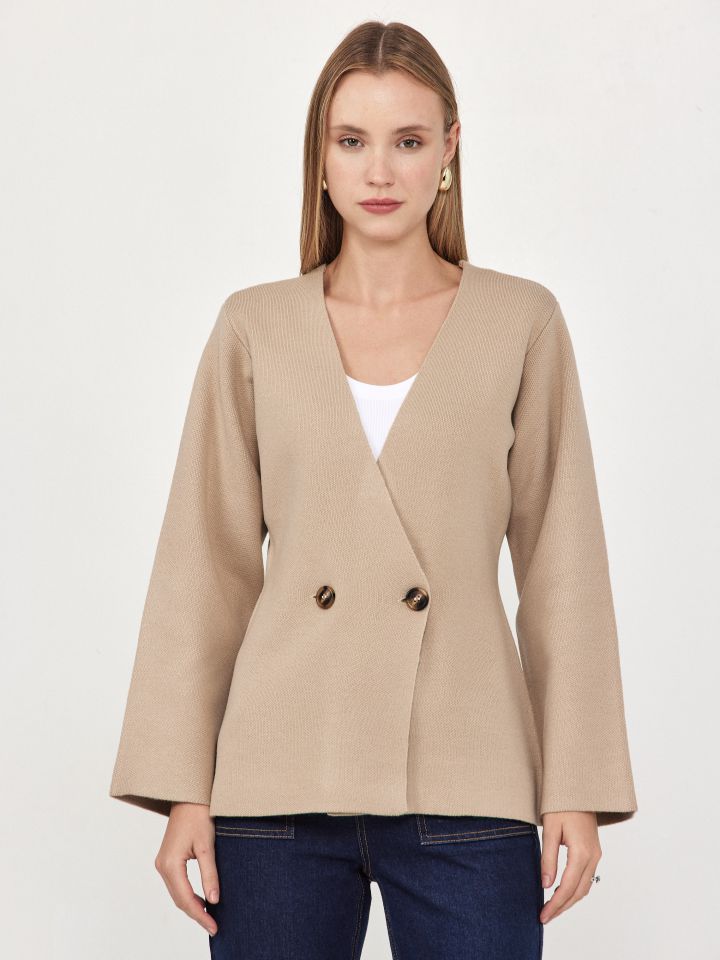 קרדיגן סריג V  כפתורים בצבע קאמל