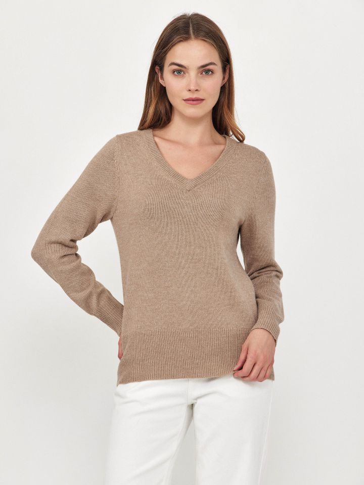 סריג  PROMO ITALY V בצבע קאמל