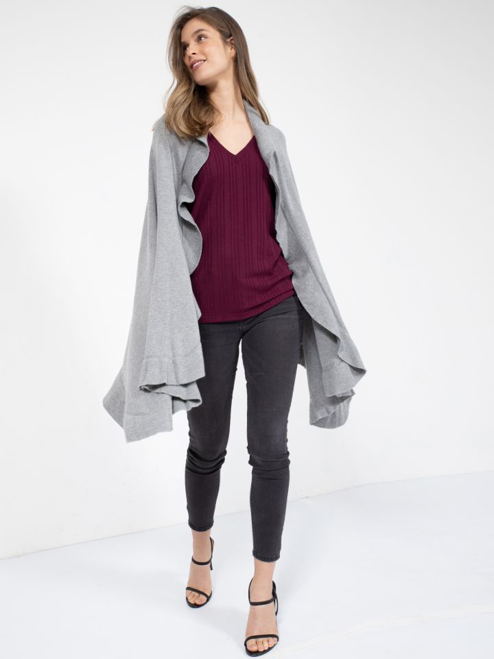 שאל סריג מלמלות בצבע אפור כסף