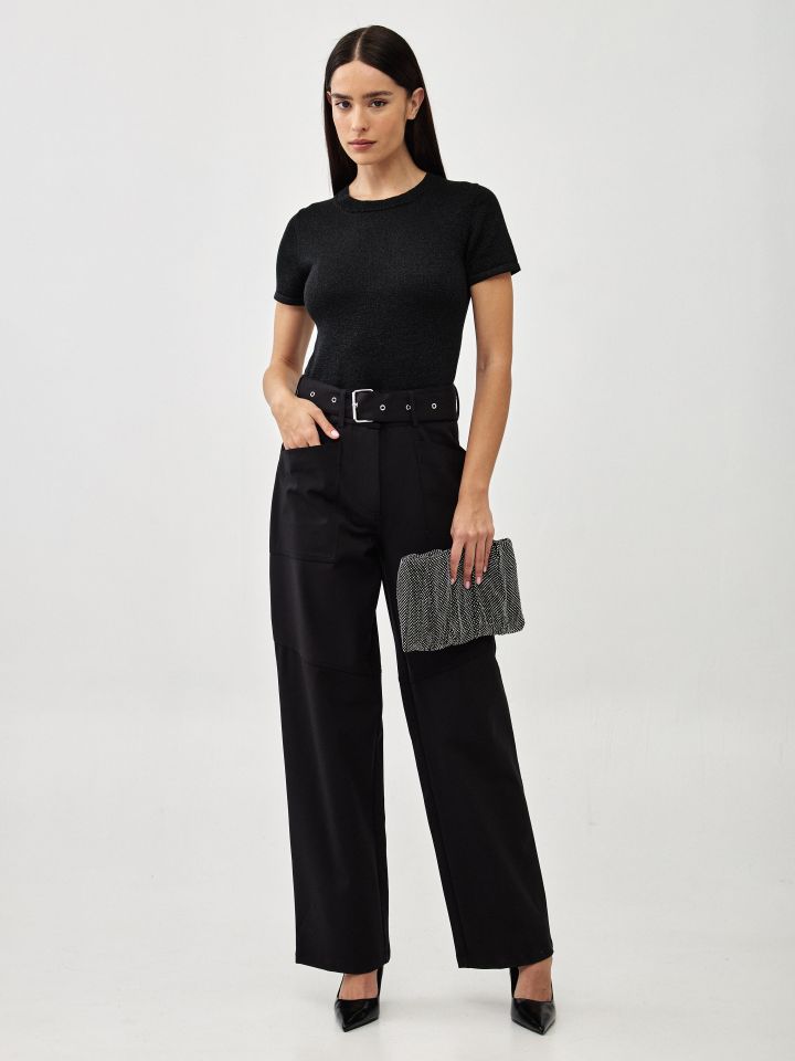 סריג לורקס חצי שרוול בצבע שחור