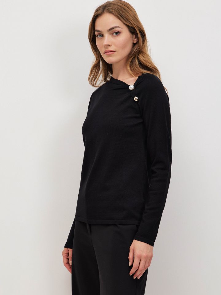 סריג פתח סיכה פנינה בצבע שחור