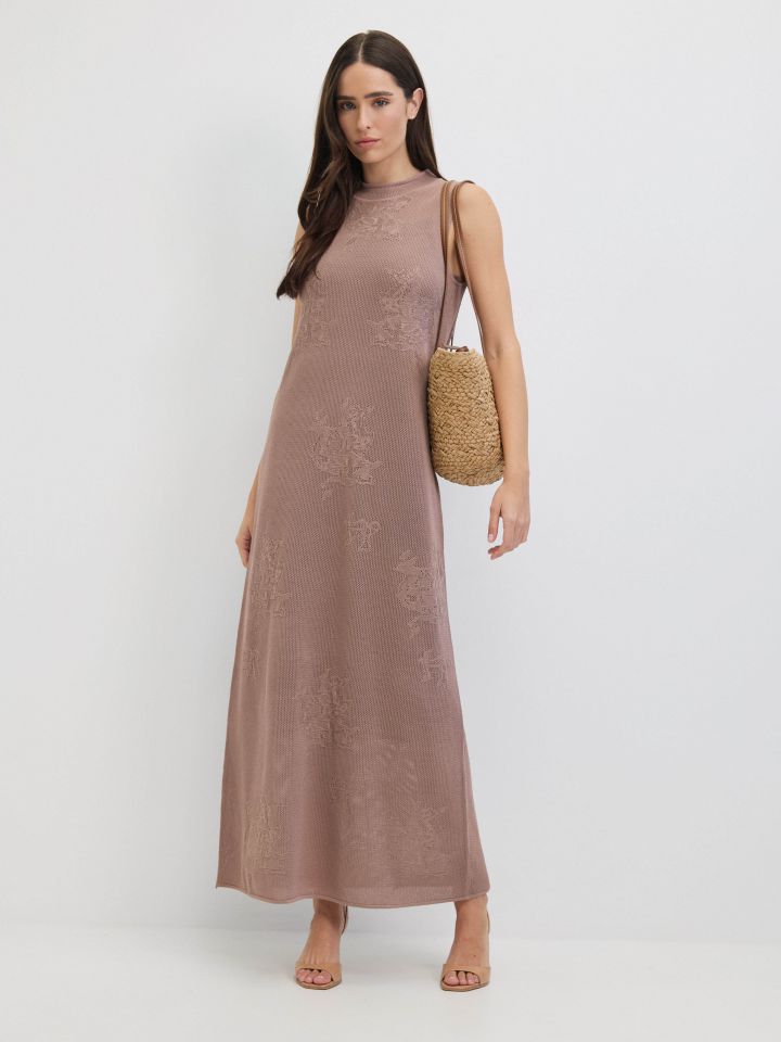 שמלה סריג קרושה בצבע מוקה