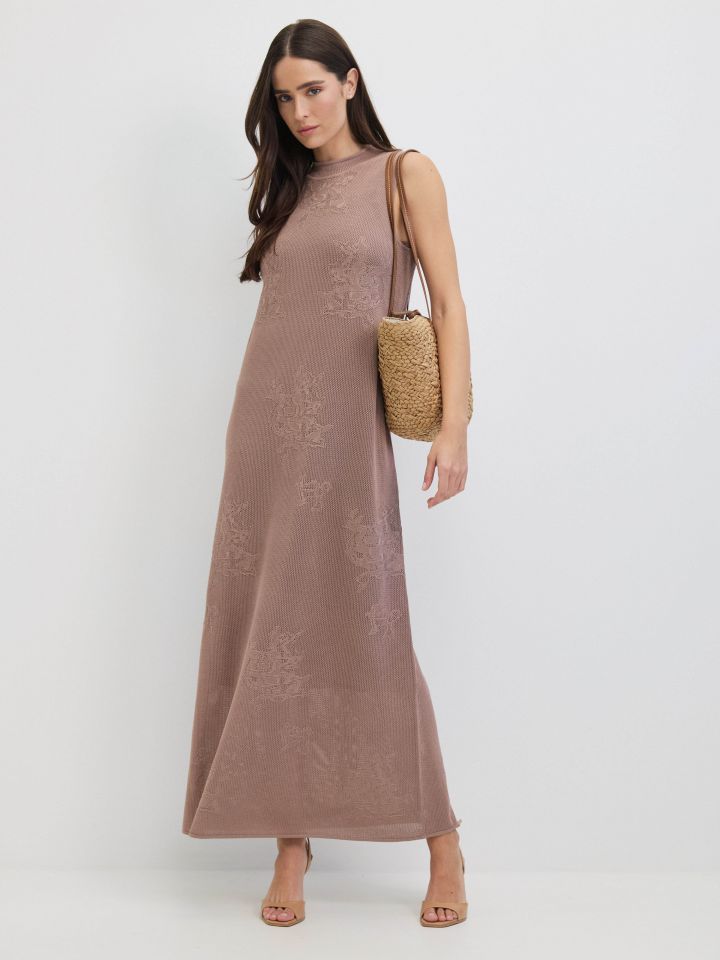 שמלה סריג קרושה בצבע מוקה