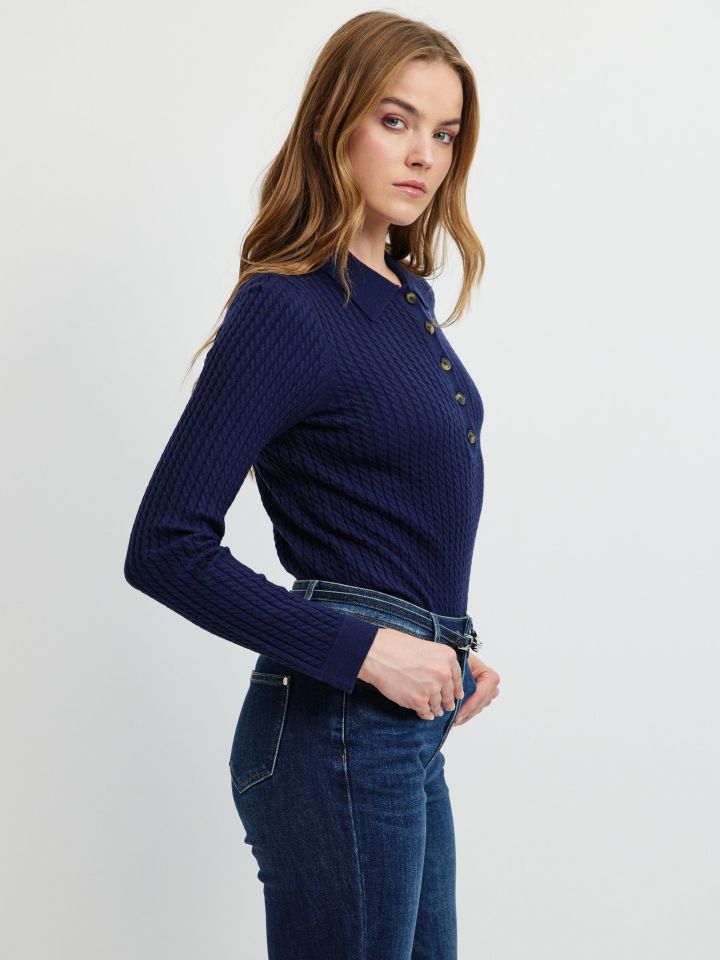 סריג צמות וצווארון PROMO בצבע נייבי