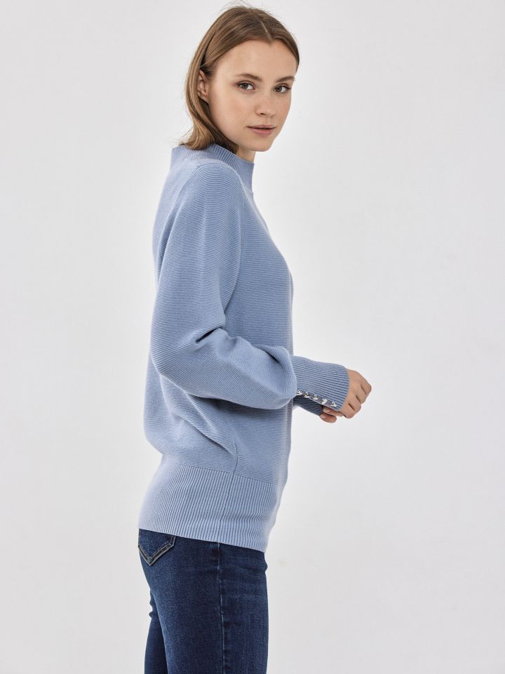 סריג חצי גולף כפתורים בשרוול בצבע תכלת