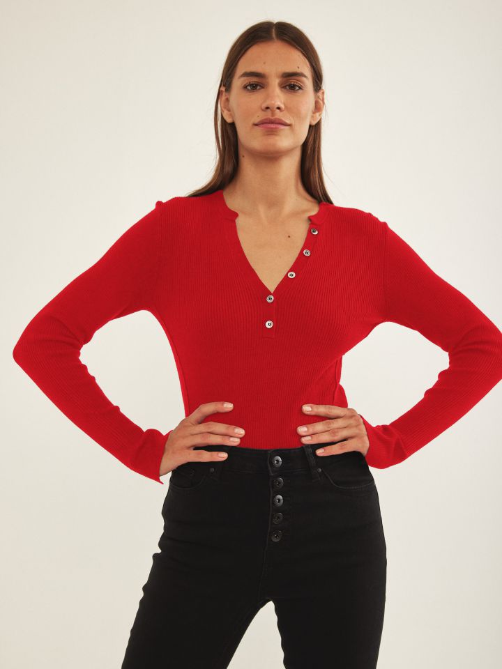 סריג V שינה PROMO בצבע אדום מלבורו