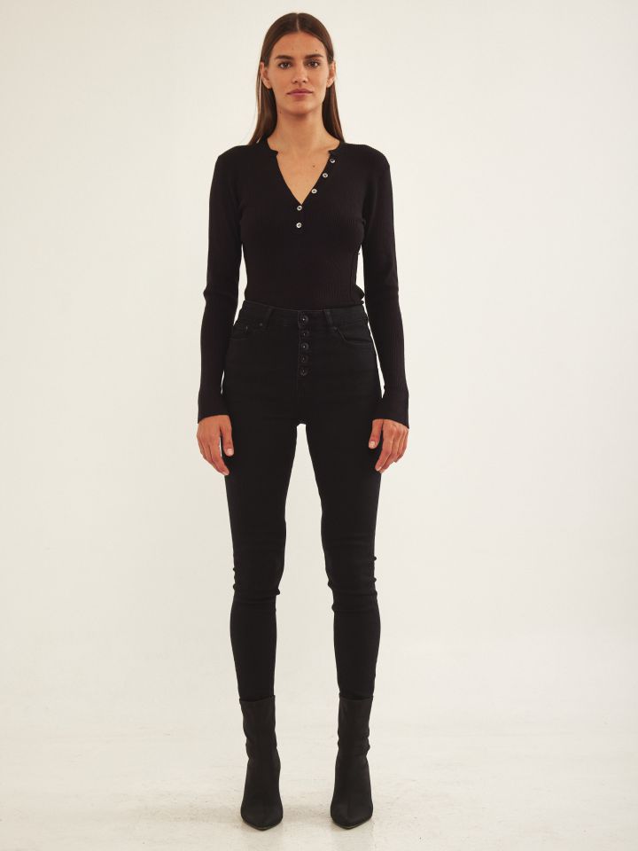 סריג V שינה PROMO בצבע שחור