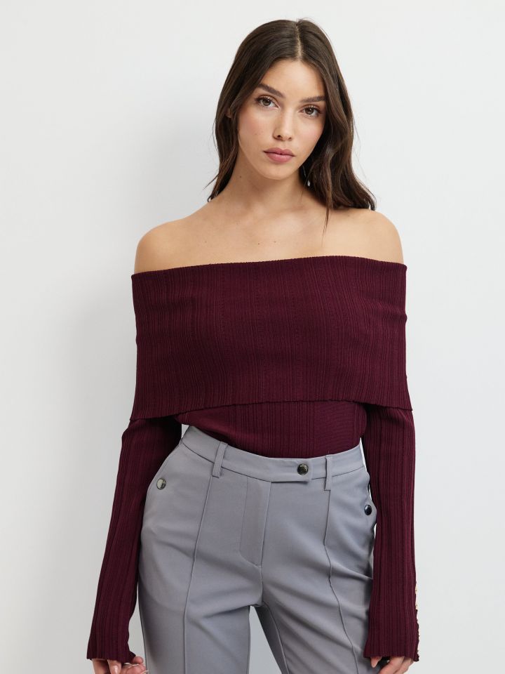 סריג וולן כפתורים בשרוול בצבע בורדו