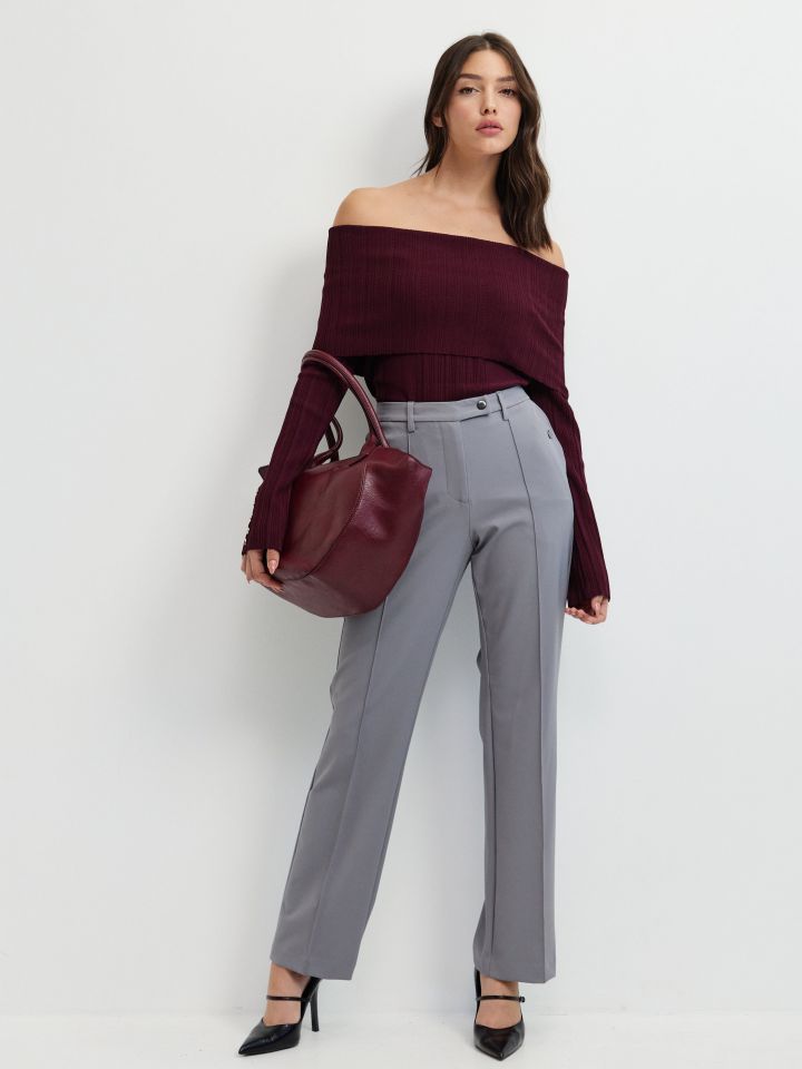 סריג וולן כפתורים בשרוול בצבע בורדו