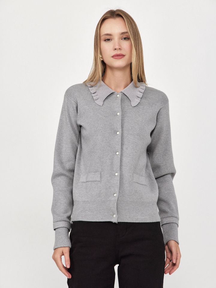 קרדיגן סריג צוארון מלמלה שניל בצבע אפור כסף