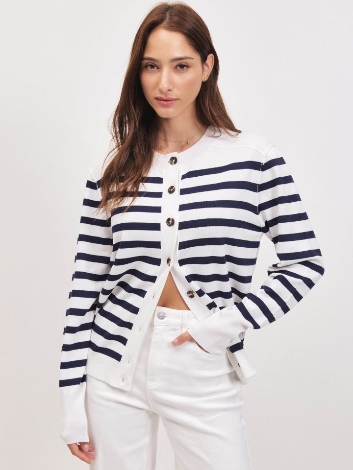 קרדיגן סריג פסים ריקמות בגב בצבע אופוויט