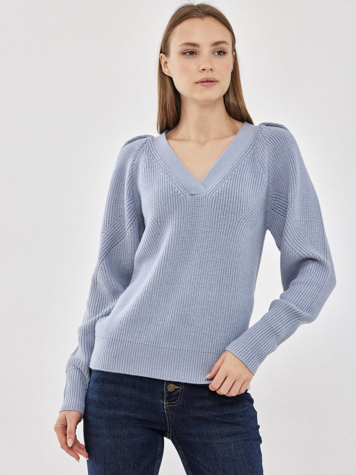 סריג V ROMI בצבע תכלת