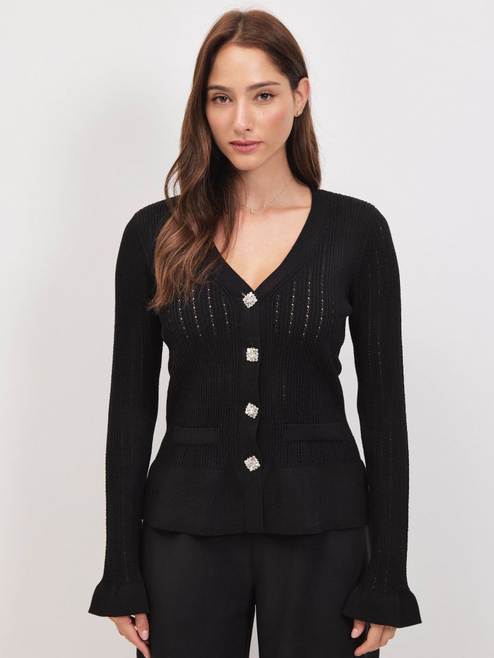 עליונית סריג כפתורים בצבע שחור