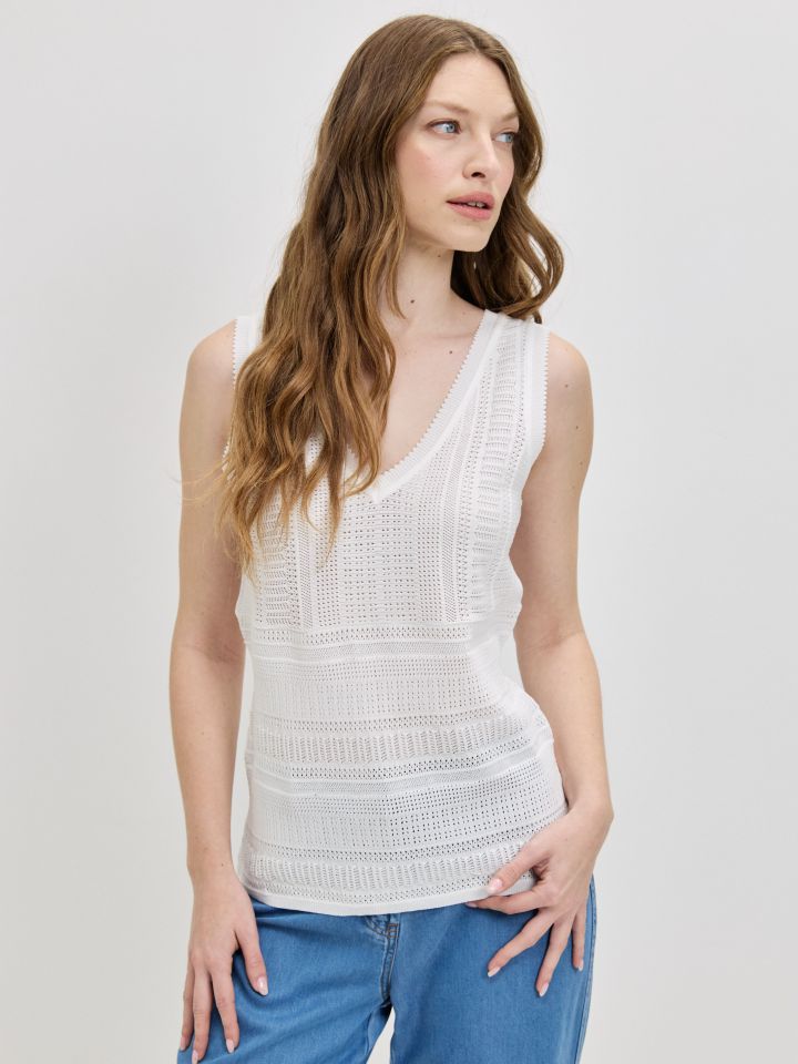 גופיה סריג פרונט קרושה בצבע אופוויט