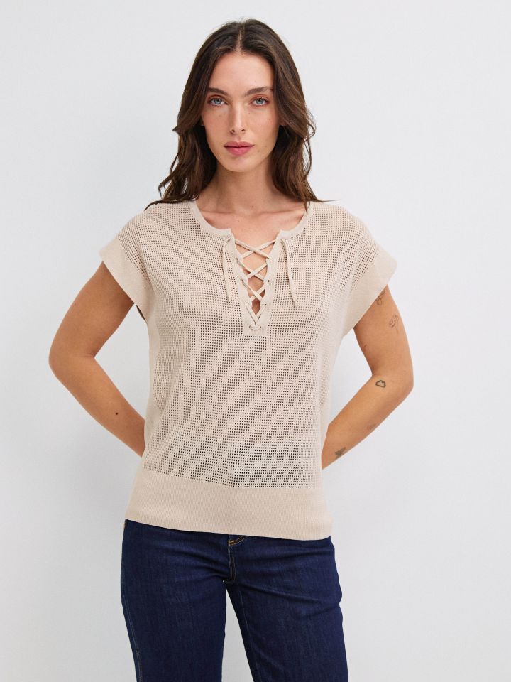 סריג רשת פתח שרוך בצבע בייז’