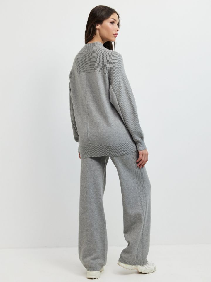 חליפת סריג שילוב ריבים בצבע אפור מלאנז בינוני