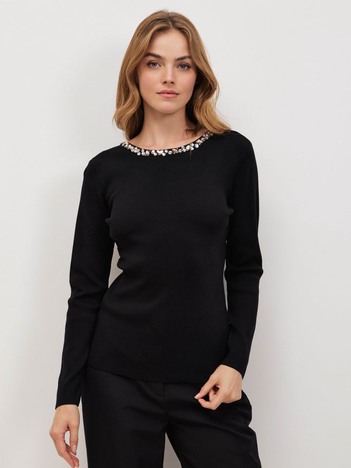 סריג פתח דמוי יהלומים בצבע שחור