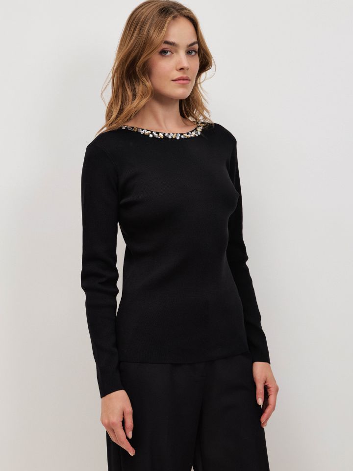 סריג פתח דמוי יהלומים בצבע שחור