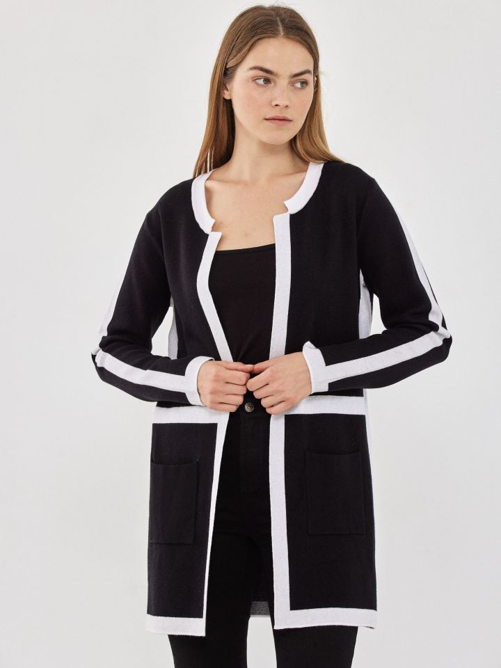 עליונית סריג שילוב בצבע שחור/לבן