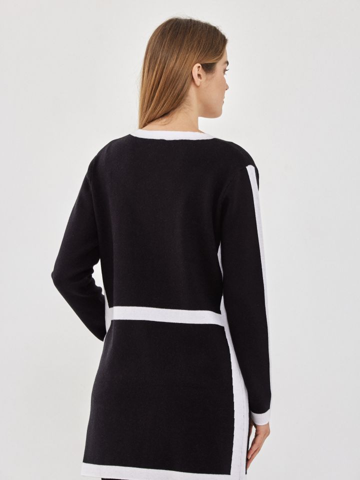 עליונית סריג שילוב בצבע שחור/לבן