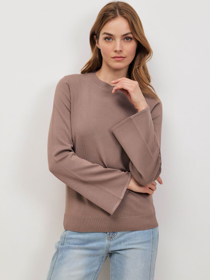 סריג שרוול פעמון בצבע מוקה