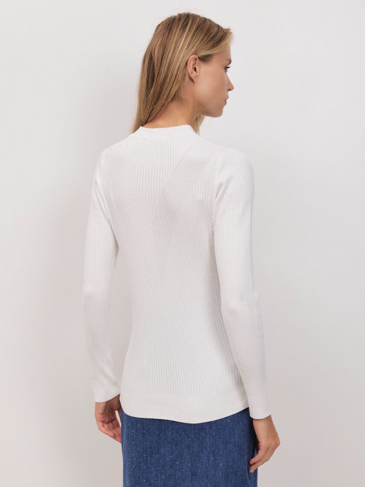 סריג ריבים ניקי PROMO בצבע אופוויט